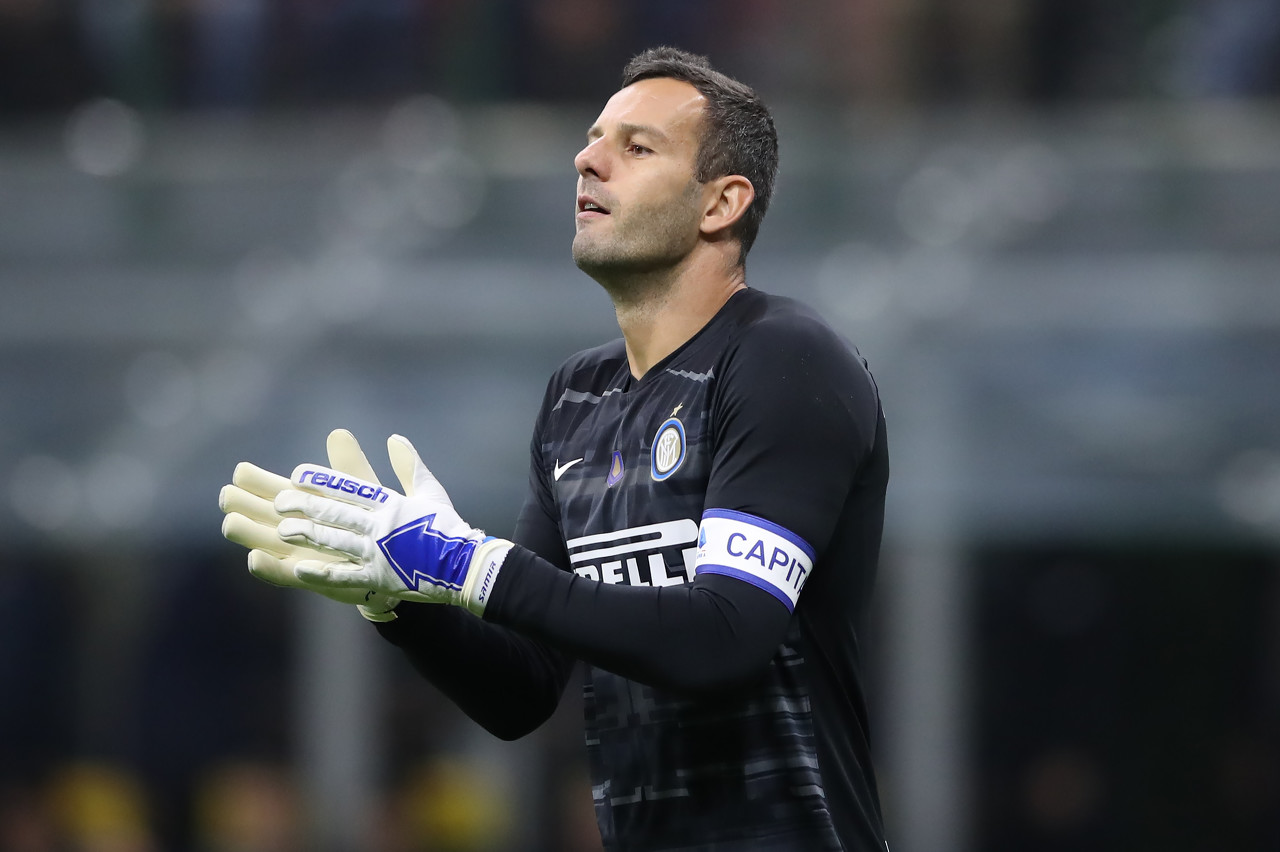 一夜之间，老鹰辟谣！勇士拒绝拆队，快船表明态度，北伐指日可待