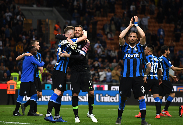 这就是杨鸣的个人魅力！揽责不甩锅