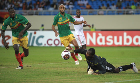 步行者98-96险胜凯尔特人取三连胜，西亚卡姆准绝杀，普理查德23+8