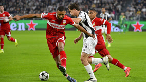 安东尼·戴维斯因手部手术缺阵数月，独行侠赛季前景堪忧