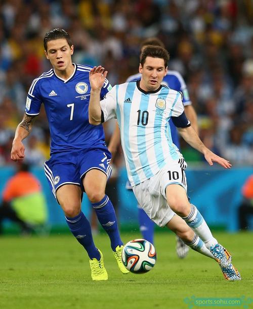 勇士94-131雷霆 球员评价：2人及格，8人低迷