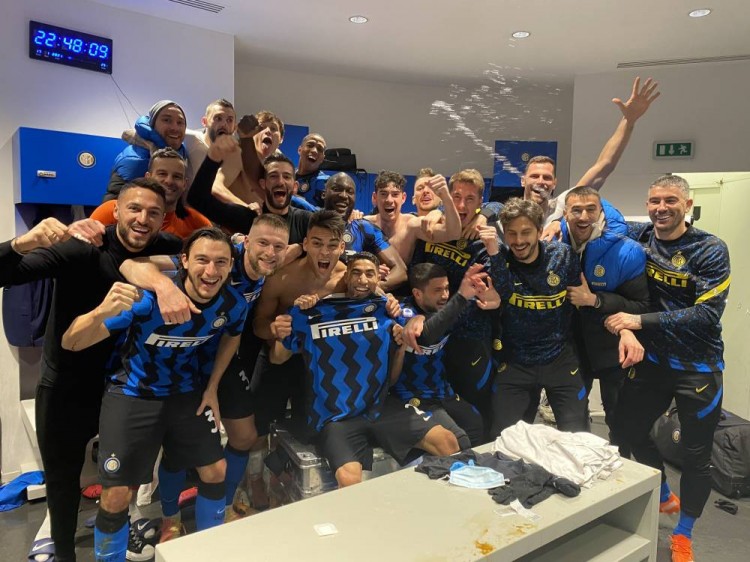 图片报：诺伊尔今天恢复全面训练；基米希、奥利巴同场训练